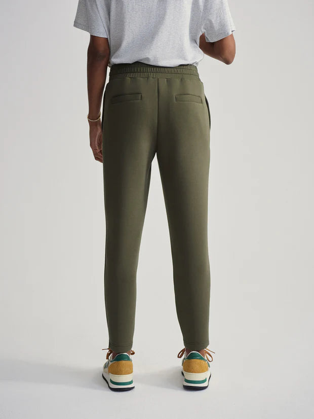 The Slim Pant 25