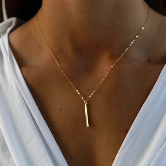 Petite Bar Necklace